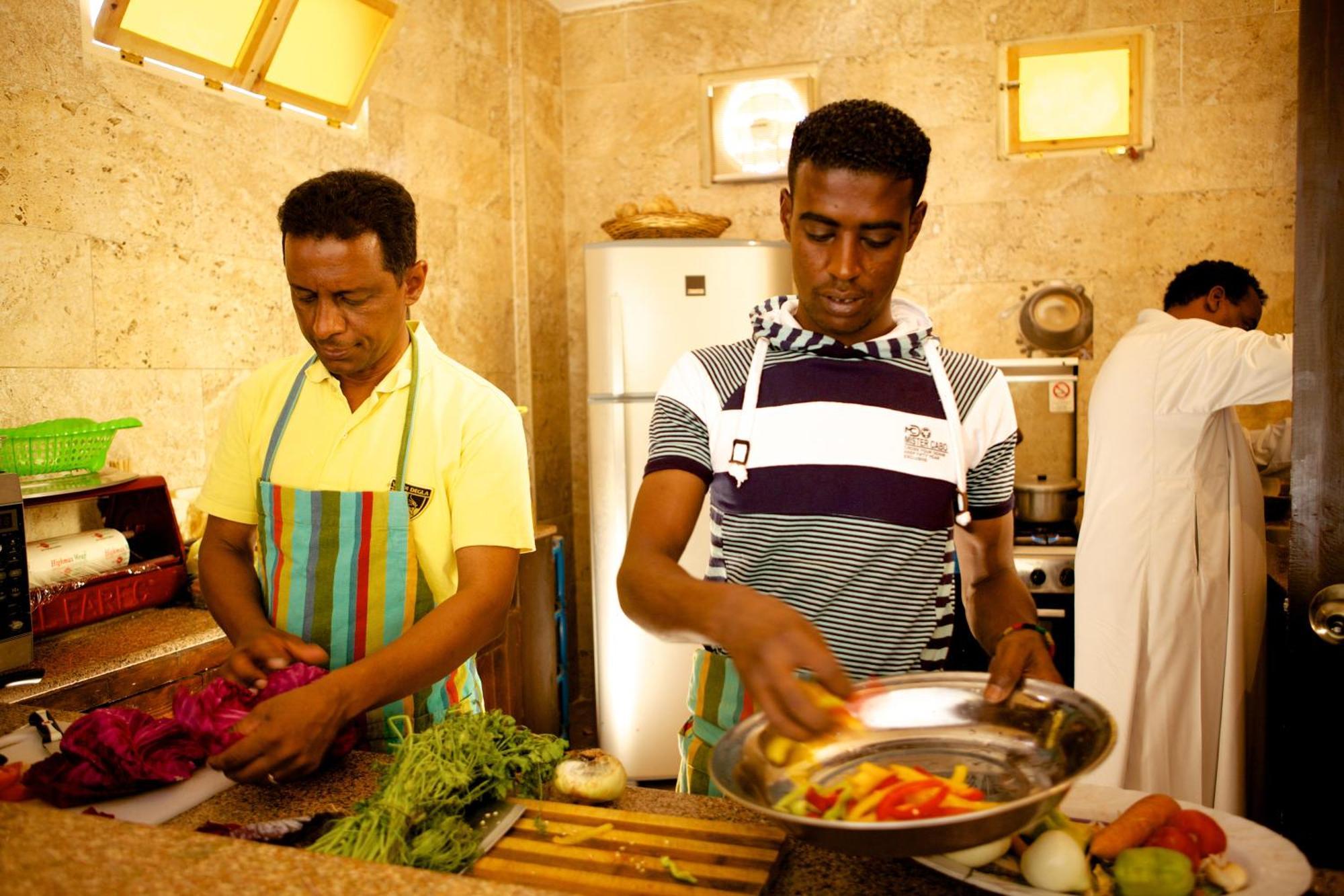 Hadouta Masreya Nubian Guest House 阿斯旺 外观 照片