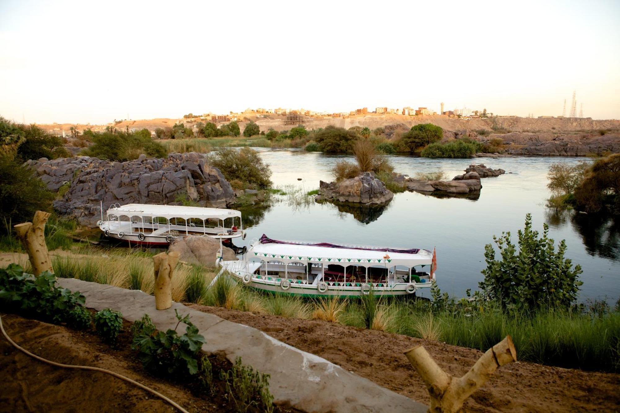 Hadouta Masreya Nubian Guest House 阿斯旺 外观 照片