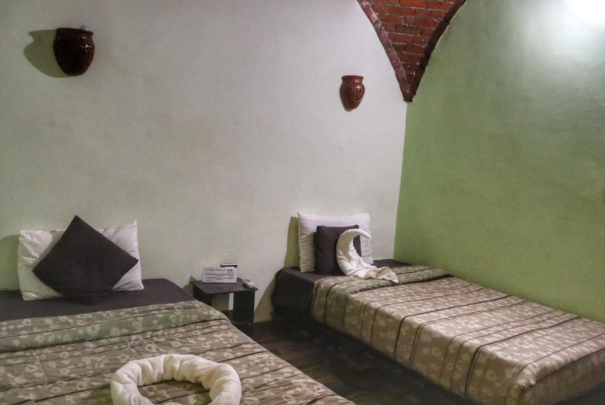 Hadouta Masreya Nubian Guest House 阿斯旺 外观 照片